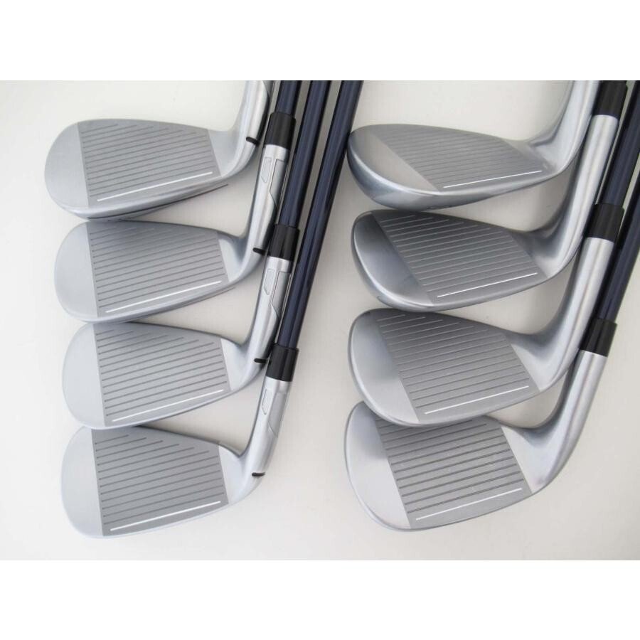 Used Taylormade Qi iron set (#5-SW) R - Image 2