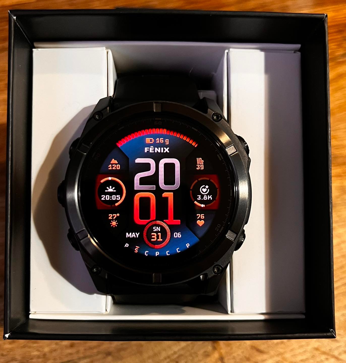 Garmin fenix 8 51mm AMOLED Sapphire Carbon Gray DLC Titanium GPS Watch 010-02905-20 - Image 4