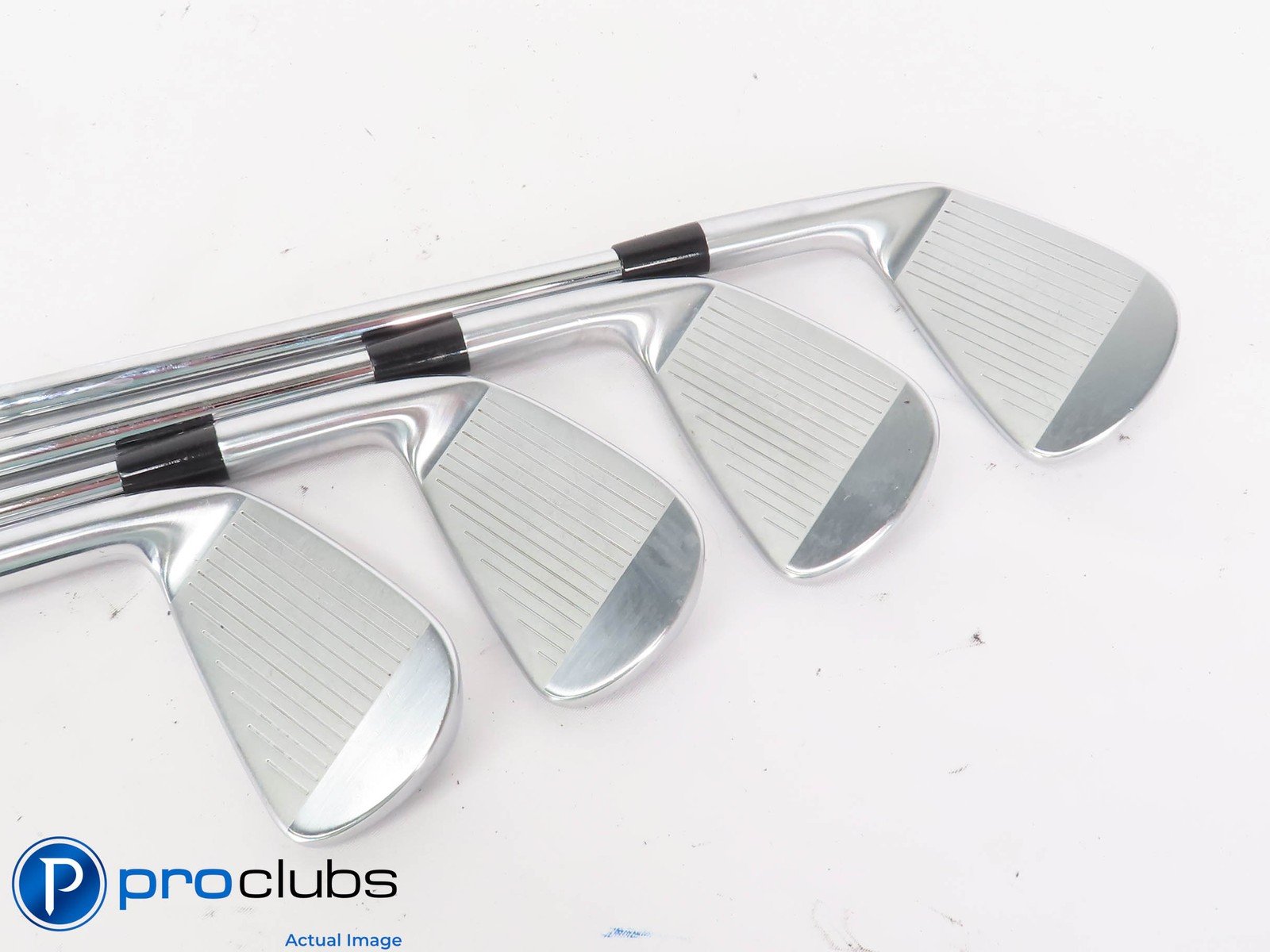 Nice Cobra '23 KING CB/MB 4-PW Combo IRON SET - DG 120 X100 X-Flex Steel 443215 - Image 4