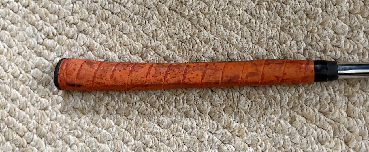 Preowned Odyssey White Hot #2 33" Putter Mens RH Right Handed - Image 6