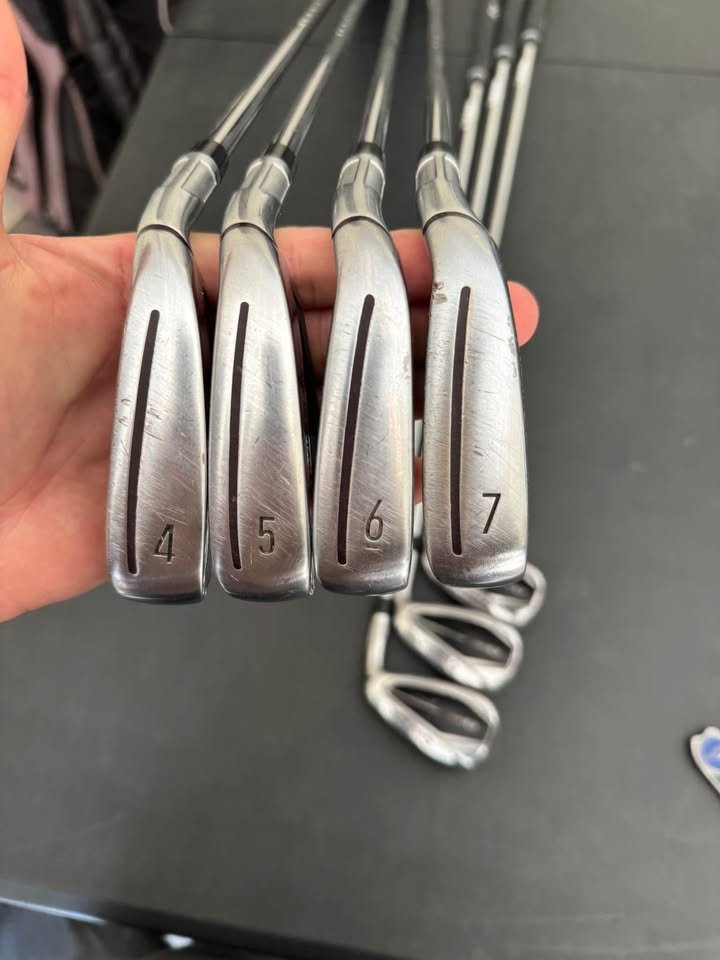 Pre-owned Taylormade QI Golf irons 4-PW Stiff Shafts - Image 3