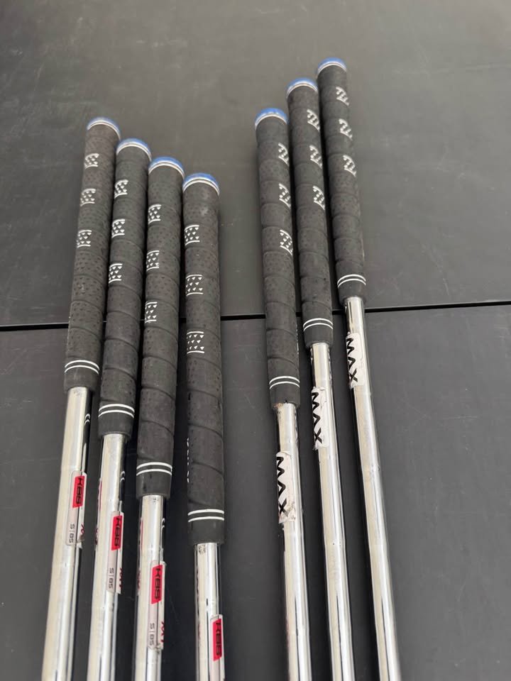 Pre-owned Taylormade QI Golf irons 4-PW Stiff Shafts - Image 5