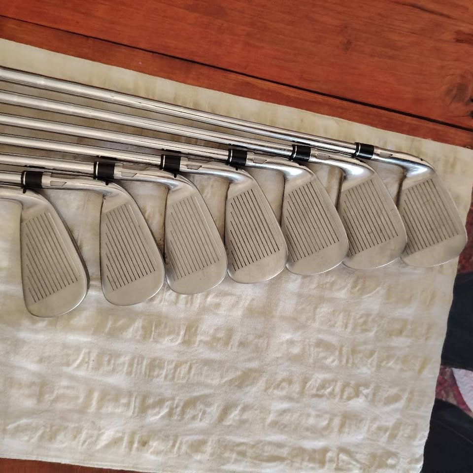 Pre-owned Taylormade Sim Max Iron set (4-PW) KBS stiff shaft - Image 3