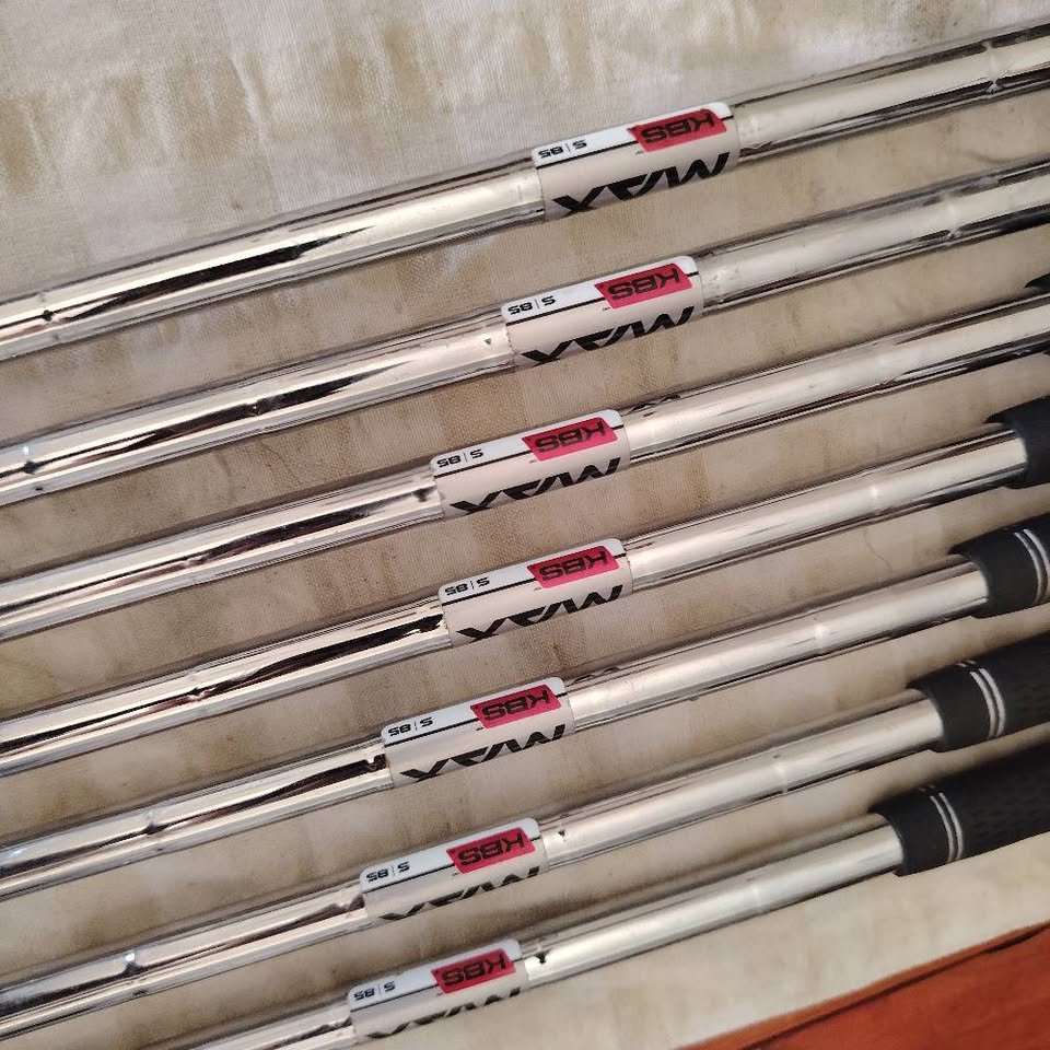 Pre-owned Taylormade Sim Max Iron set (4-PW) KBS stiff shaft - Image 5