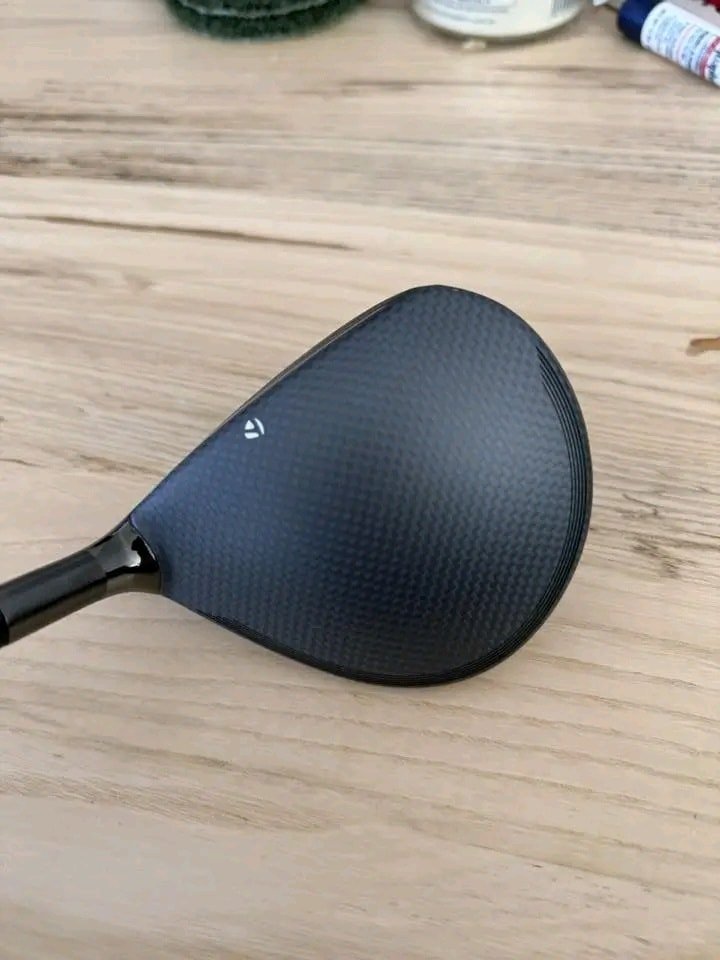 TaylorMade Qi35 7 Fairway Wood - Image 2