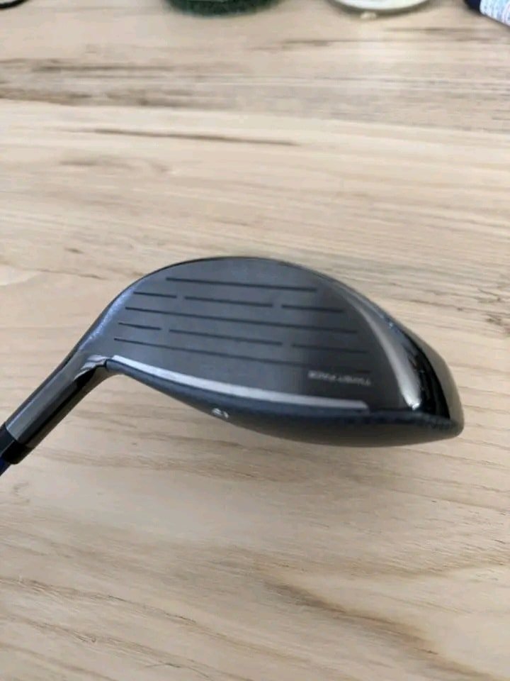 TaylorMade Qi35 7 Fairway Wood - Image 3
